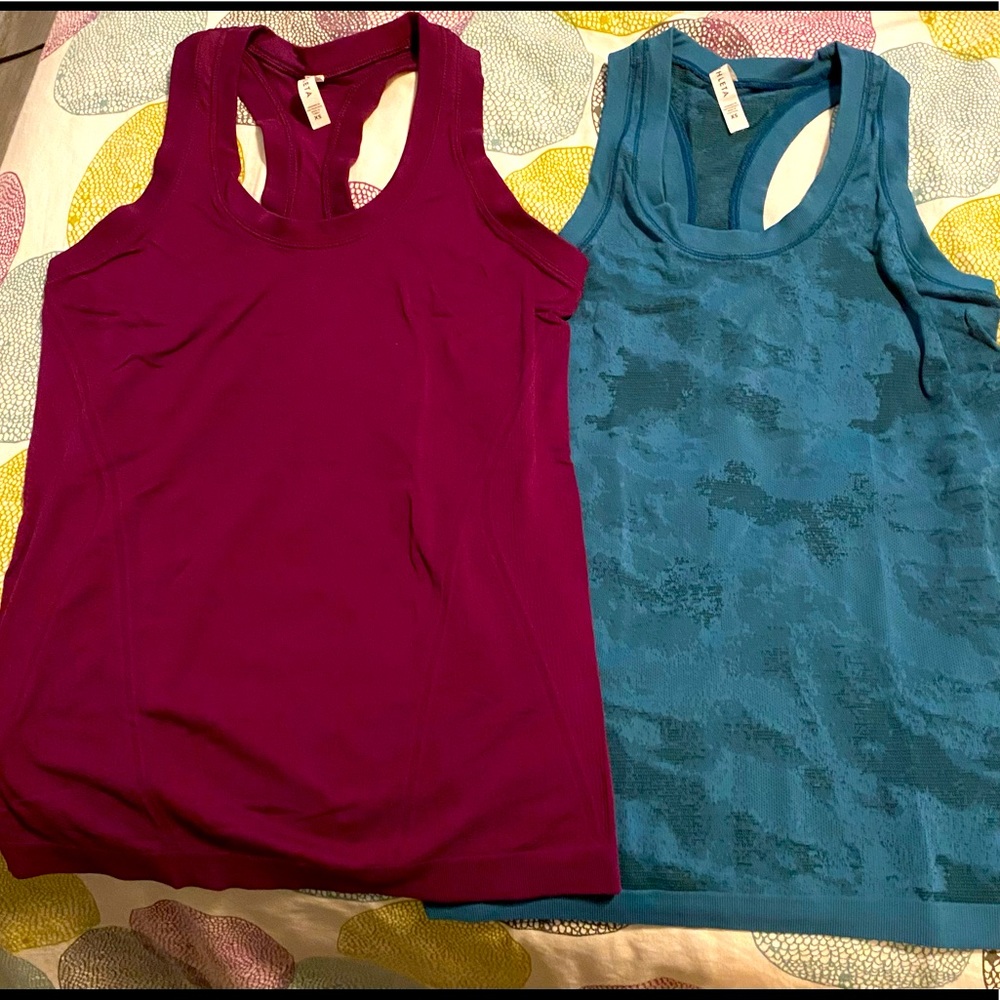 Athleta Momentum Tanks